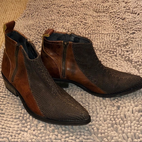 WOMENS FREE PEOPLE ANKLE BOOT - Picture 2 of 4